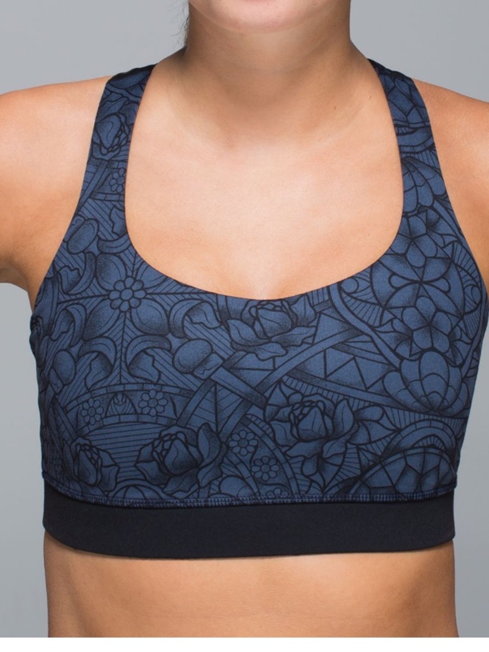 LULULEMON 50 Rep Bra Size 6